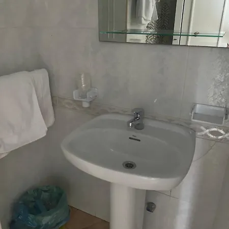 Guest house Restaurante La Nina 2*