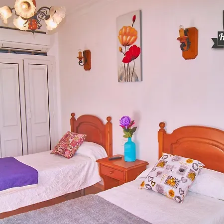 Guest house Restaurante La Nina 2*